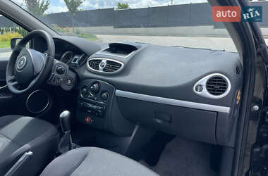 Хэтчбек Renault Clio 2008 в 