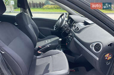 Хэтчбек Renault Clio 2008 в 