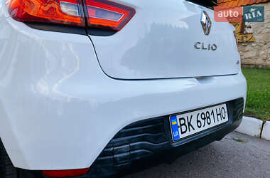 Хетчбек Renault Clio 2013 в 