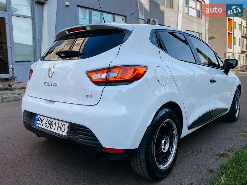 Хэтчбек Renault Clio 2013 в Ровно