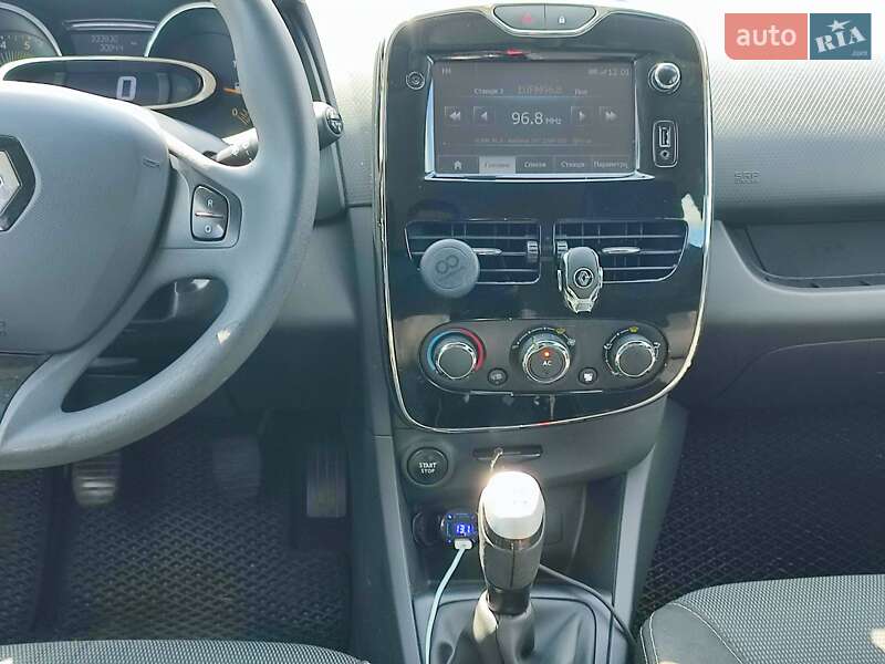 Хэтчбек Renault Clio 2013 в Киеве