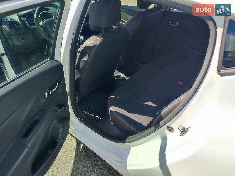 Хэтчбек Renault Clio 2013 в Киеве