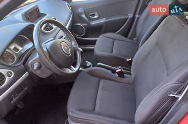 Универсал Renault Clio 2011 в 