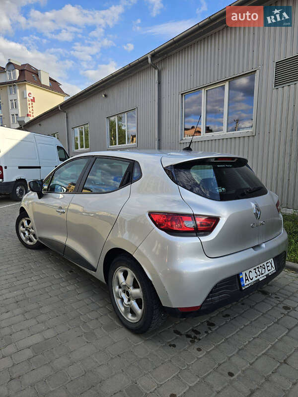 Хэтчбек Renault Clio 2012 в Луцке