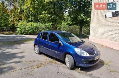 Хэтчбек Renault Clio 2008 в 