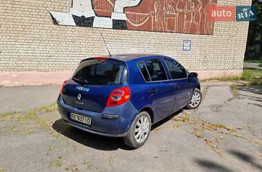 Хэтчбек Renault Clio 2008 в 