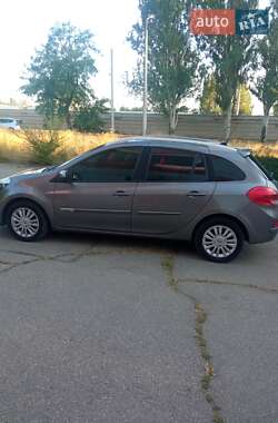 Универсал Renault Clio 2011 в 