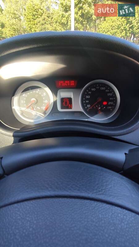 Хэтчбек Renault Clio 2007 в Харькове фото 9 Хэтчбек Renault Clio 2007 в Харькове