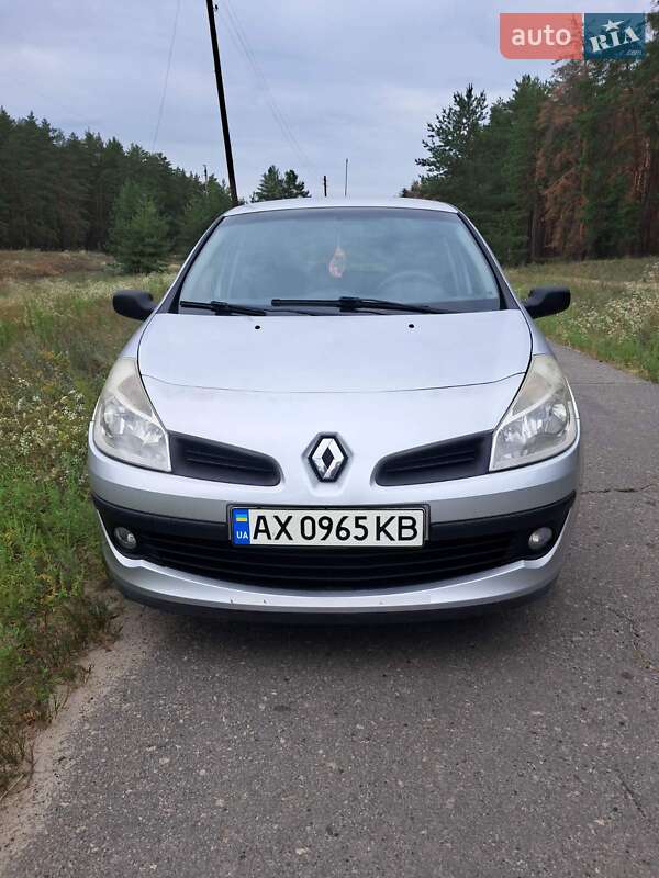 Хэтчбек Renault Clio 2007 в Харькове