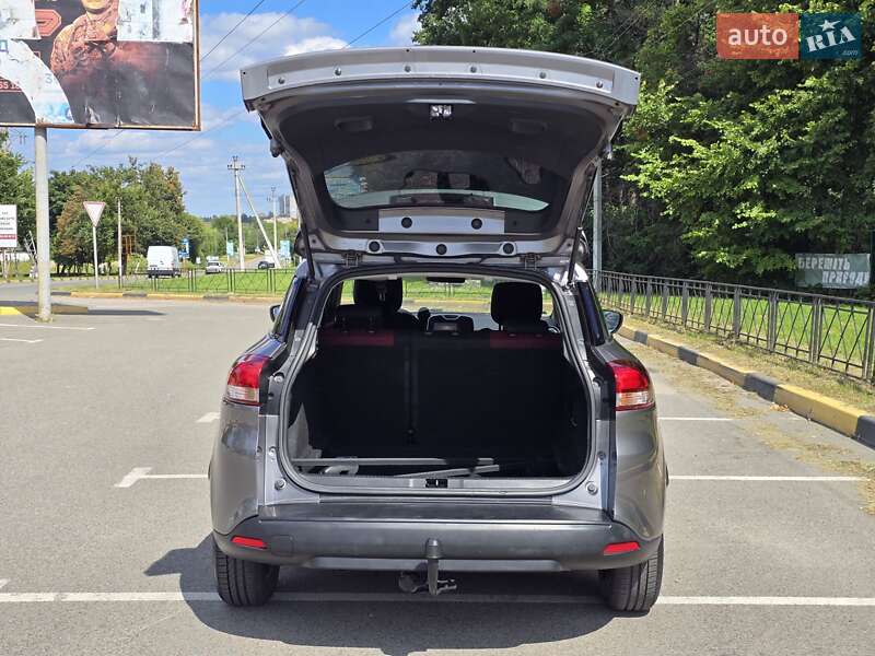 Универсал Renault Clio 2015 в Киеве