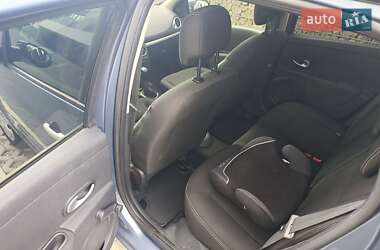Универсал Renault Clio 2011 в 