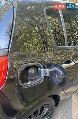 Хэтчбек Renault Clio 2011 в 