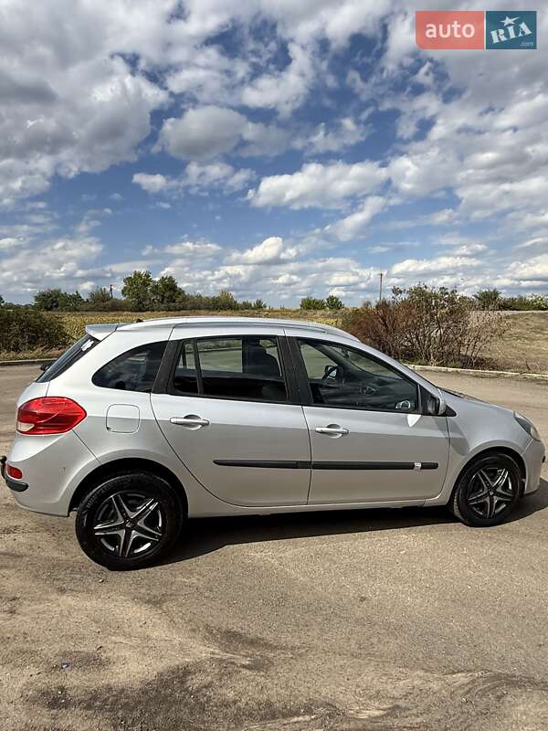 Универсал Renault Clio 2008 в Кропивницком фото 16 Универсал Renault Clio 2008 в Кропивницком
