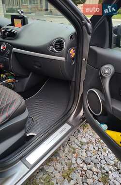 Универсал Renault Clio 2010 в 