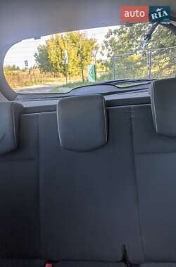Хэтчбек Renault Clio 2013 в 
