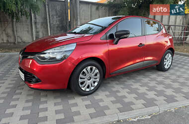 Хэтчбек Renault Clio 2016 в 