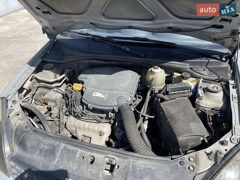 Хэтчбек Renault Clio 2003 в Киеве