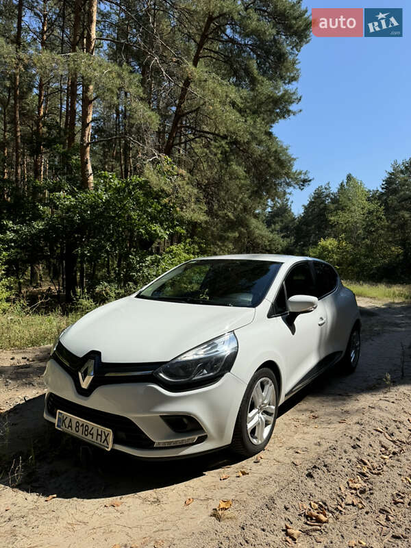 Хэтчбек Renault Clio 2016 в Кобеляках
