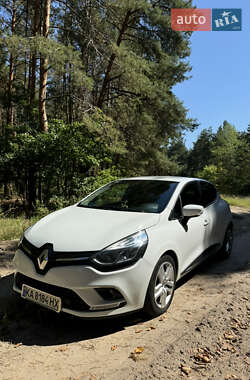 Хэтчбек Renault Clio 2016 в 