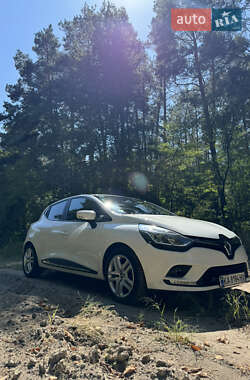Хэтчбек Renault Clio 2016 в 