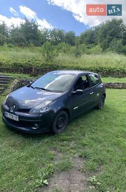 Хэтчбек Renault Clio 2008 в 