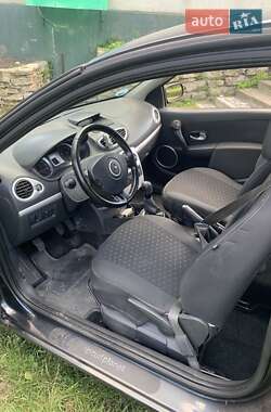 Хэтчбек Renault Clio 2008 в 