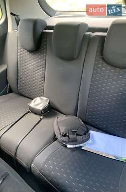 Хэтчбек Renault Clio 2008 в 