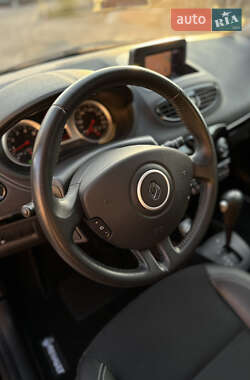 Хэтчбек Renault Clio 2012 в 