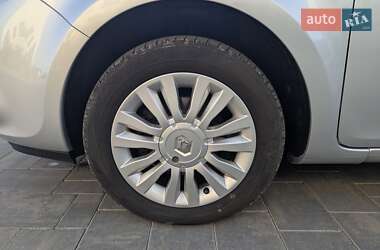 Универсал Renault Clio 2011 в 