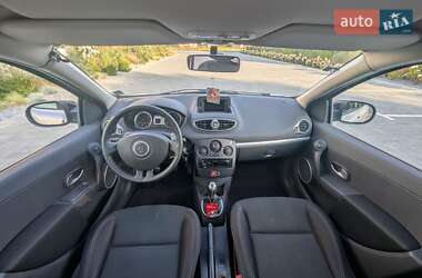 Универсал Renault Clio 2011 в 