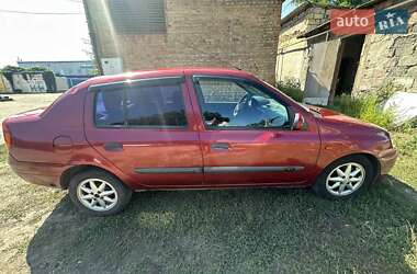 Хэтчбек Renault Clio 2001 в 