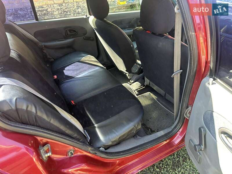 Хэтчбек Renault Clio 2001 в Черкассах