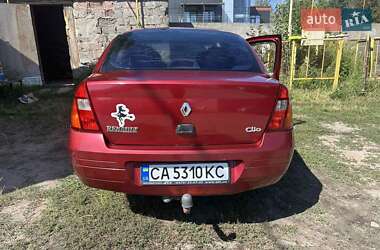 Хэтчбек Renault Clio 2001 в 