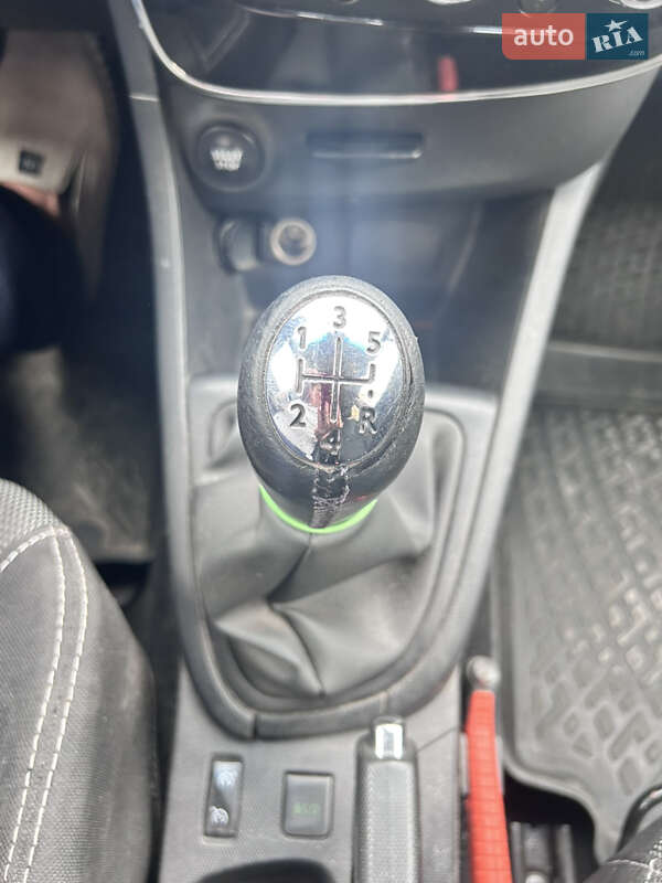 Хэтчбек Renault Clio 2013 в Львове