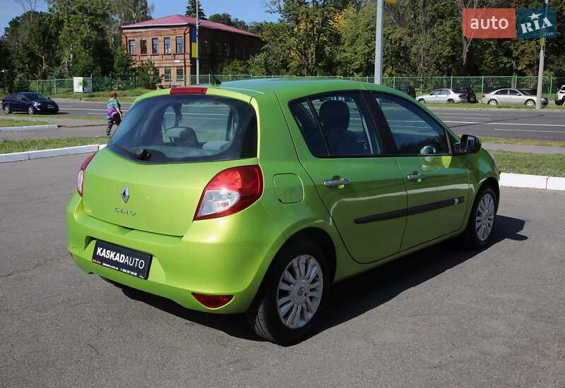 Хэтчбек Renault Clio 2009 в Харькове