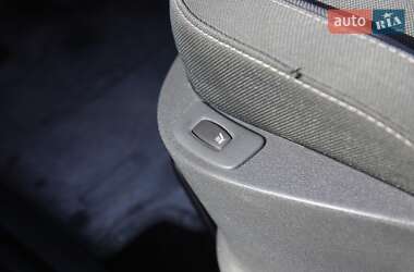 Хэтчбек Renault Clio 2009 в 