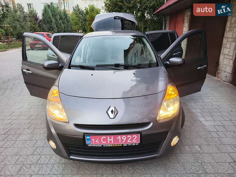 Хэтчбек Renault Clio 2011 в Львове