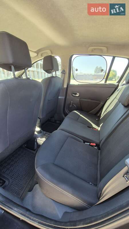 Хэтчбек Renault Clio 2009 в Тернополе фото 5 Хэтчбек Renault Clio 2009 в Тернополе