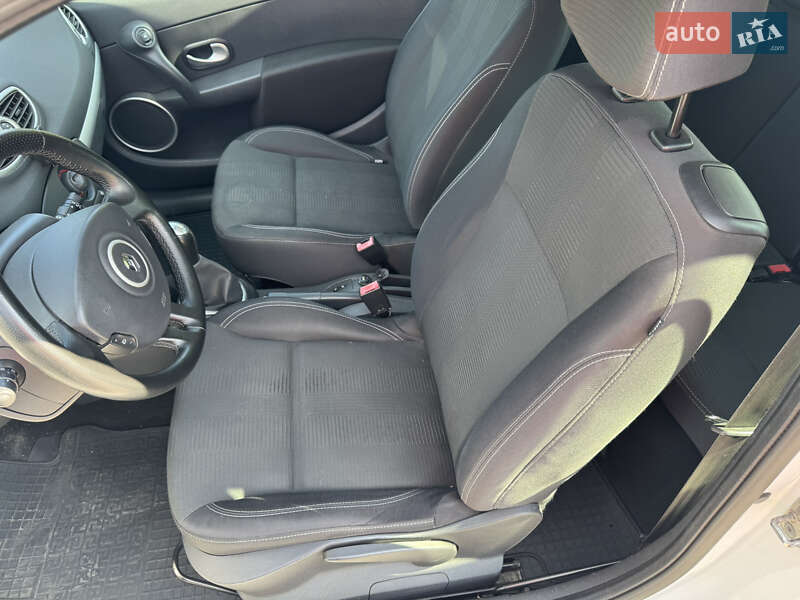 Хэтчбек Renault Clio 2010 в Белой Церкви