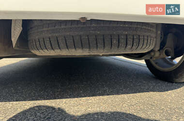Хэтчбек Renault Clio 2010 в 