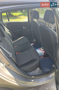 Универсал Renault Clio 2012 в Чернигове