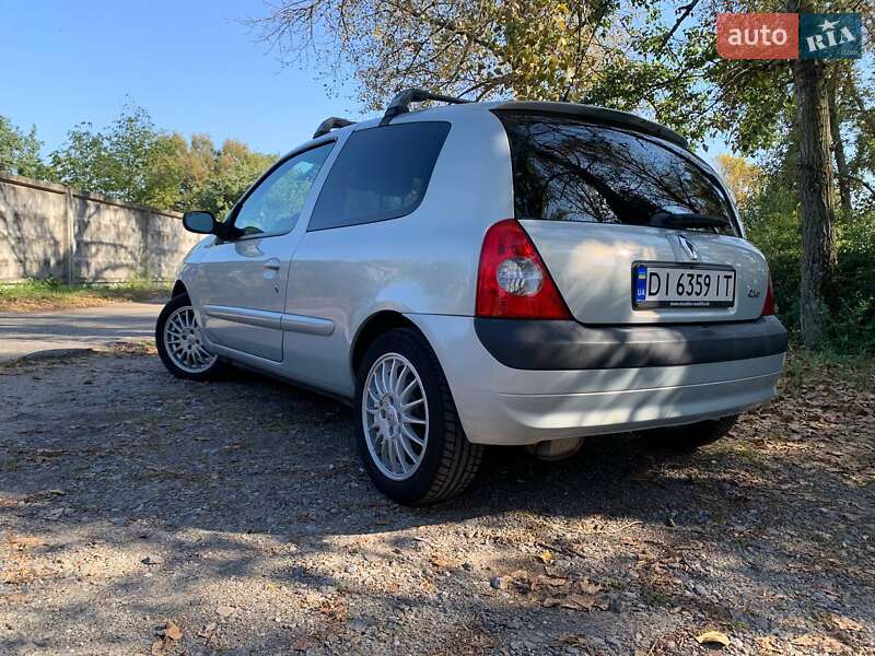 Хэтчбек Renault Clio 2004 в Киеве фото 8 Хэтчбек Renault Clio 2004 в Киеве