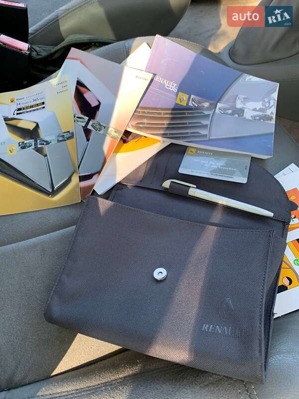 Хэтчбек Renault Clio 2004 в Киеве фото 16 Хэтчбек Renault Clio 2004 в Киеве
