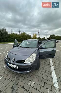 Хэтчбек Renault Clio 2007 в Черновцах