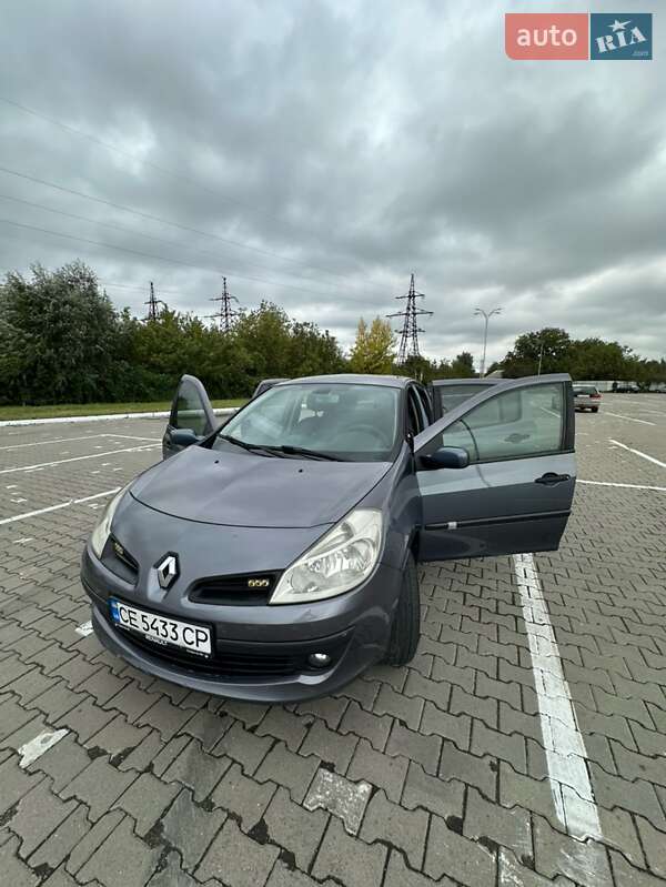 Хэтчбек Renault Clio 2007 в Черновцах
