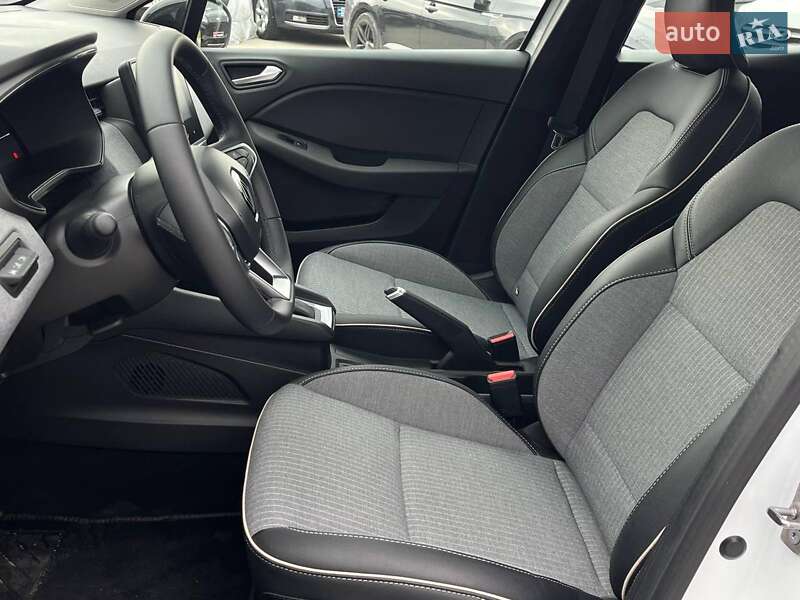 Хетчбек Renault Clio 2024 в Львові