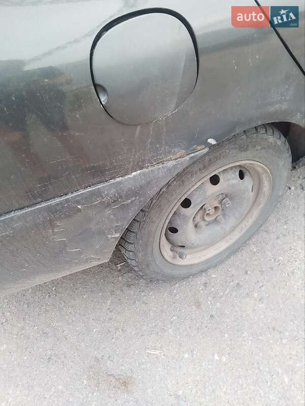 Седан Renault Clio 2007 в 