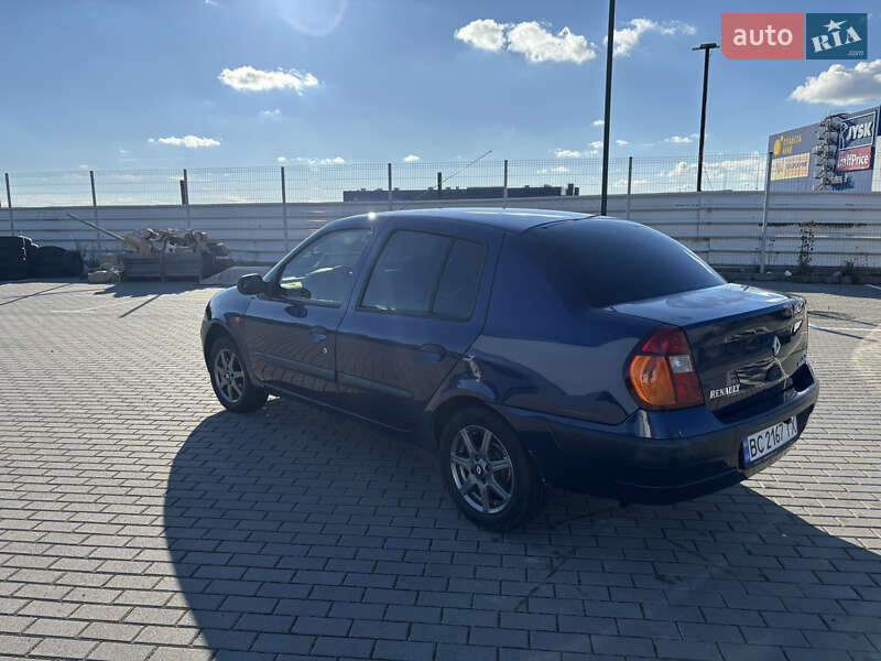 Хэтчбек Renault Clio 2003 в Львове