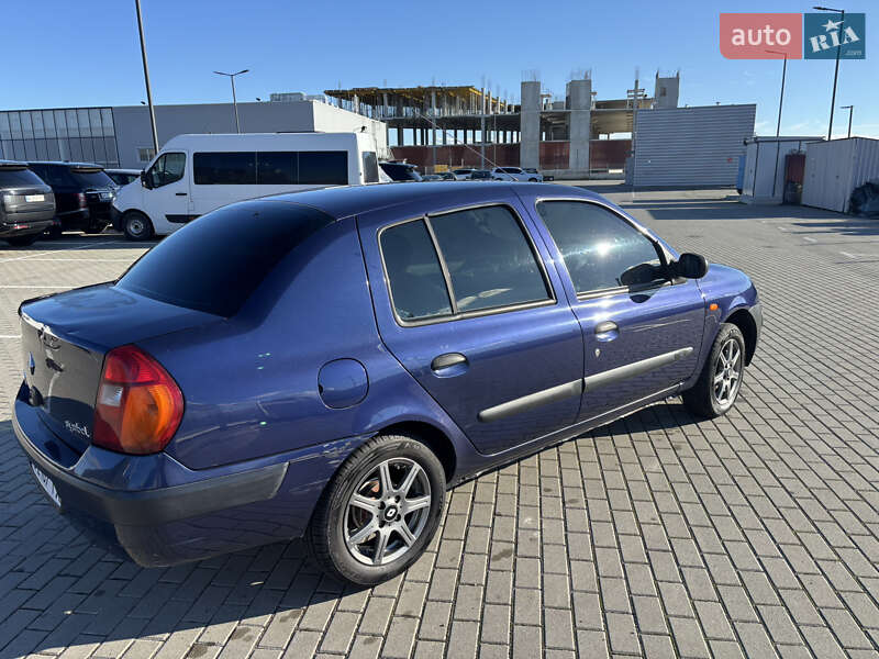 Хэтчбек Renault Clio 2003 в Львове