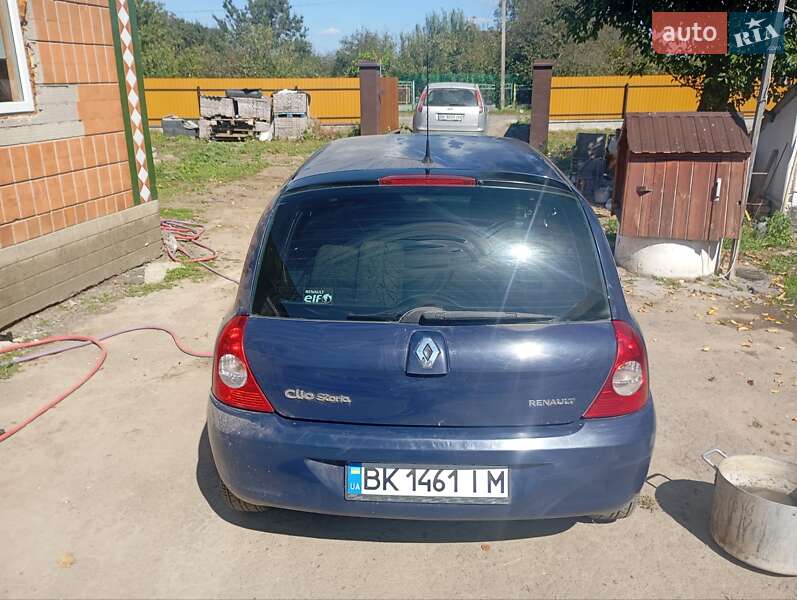Хэтчбек Renault Clio 2007 в Гоще